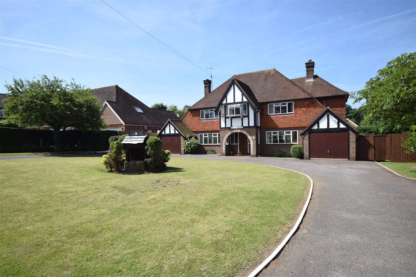 Houses for Sale in Ashtead Cairds Estate Agents
